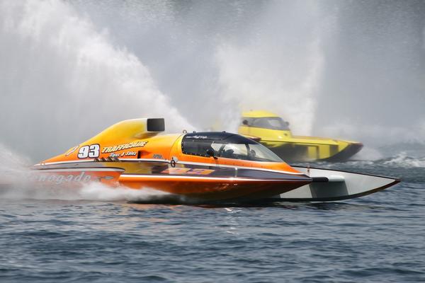 2012 0120 Grand Prix Hydroplane Renegade